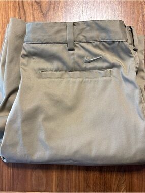 Nike Shorts Mens 34 Khaki Golf Performance Standard Chino Dri Fit Pickleball
